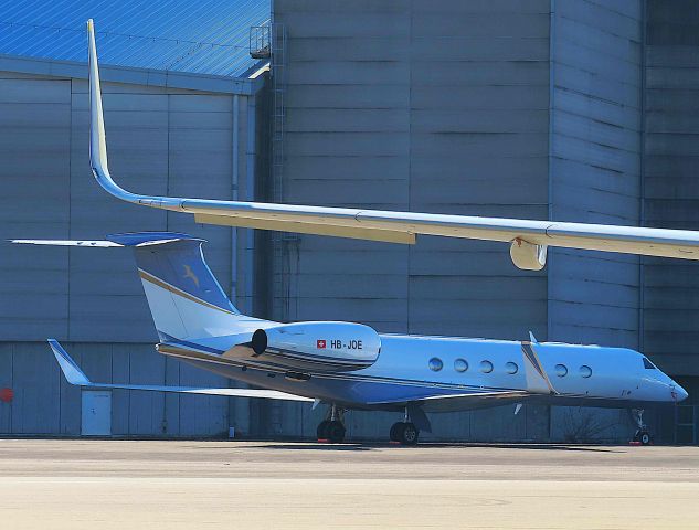 Gulfstream Aerospace Gulfstream V (HB-JOE) - I took this picture on Jan 17, 2019.br /This is HB-JOE wearing a new paint.