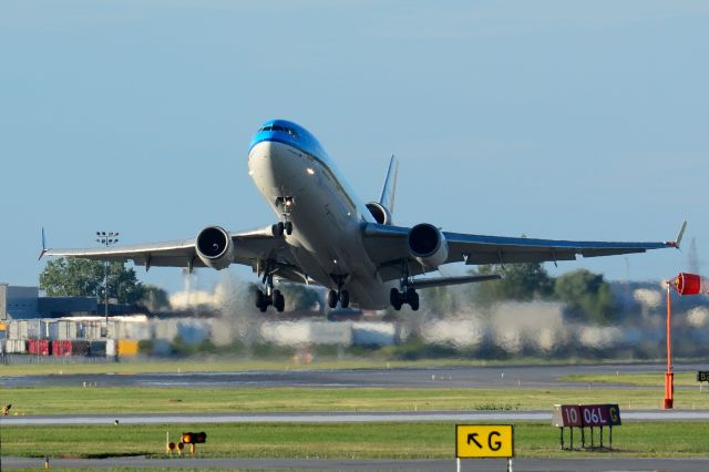 Boeing MD-11 (PH-KCE)