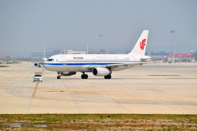 Airbus A320 (B-9922) - NANNING WUXU INTERNATIONAL AIRPORT