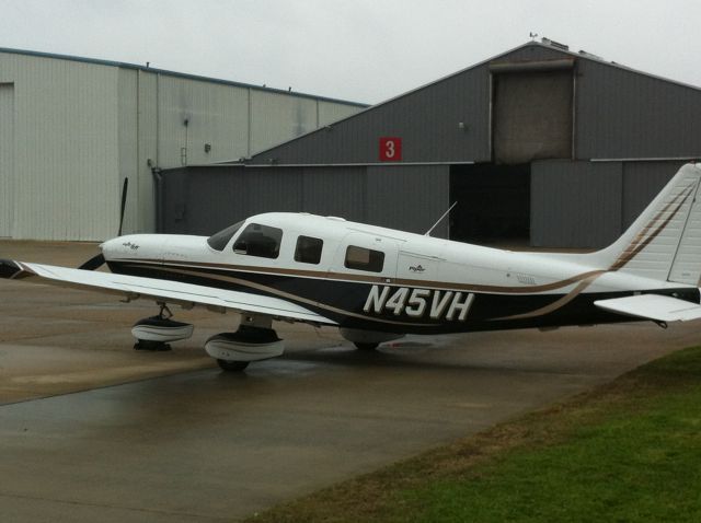 Piper Lance 2 (N45VH) - sitting outside Hangar 1 in Shreveport, LA.