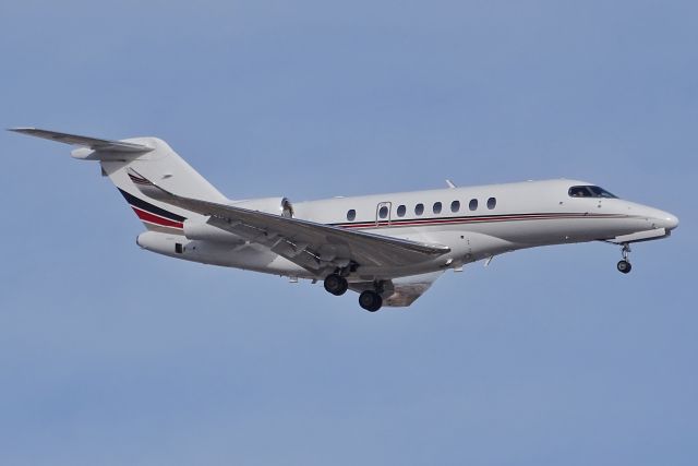 Cessna Citation Longitude (N810QS)