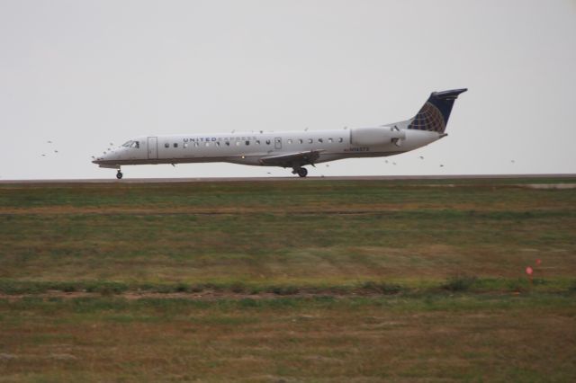 Embraer ERJ-145 (N14573)