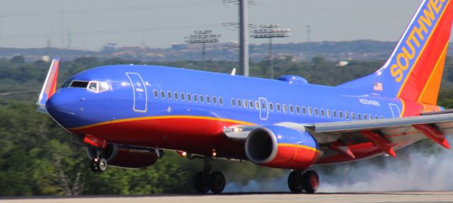 Boeing 737-700 (N294WN)