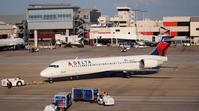 Boeing 717-200 (N982AT)