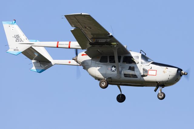 Cessna 336 Skymaster (N5VN)