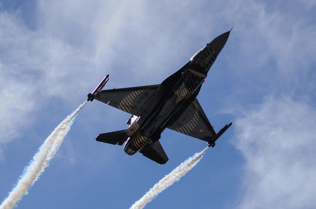 Lockheed F-16 Fighting Falcon (91-0011) - Soloturk Demo Team, Gaziemir Air Base/Izmir