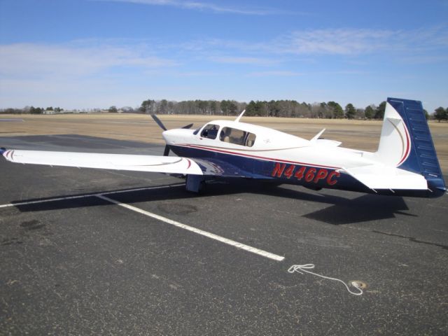 Mooney M-20 (N446PC)