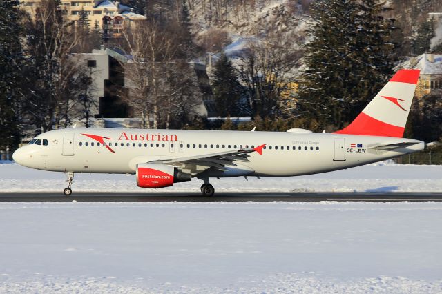 Airbus A320 (OE-LBW)