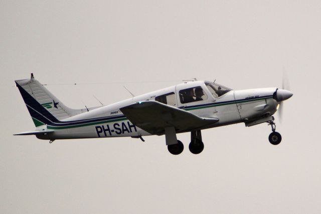 Piper Cherokee Arrow (PH-SAH) - PREVIOUS REGISTRATION: SE-KPV. FLYING WITH -STELLA AVIATION CHARTER B.V-.