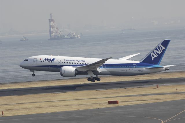 Boeing 787-8 (JA825A) - Taking off at Tokyo-Haneda Intl Airport Rny34R on 2014/02/25