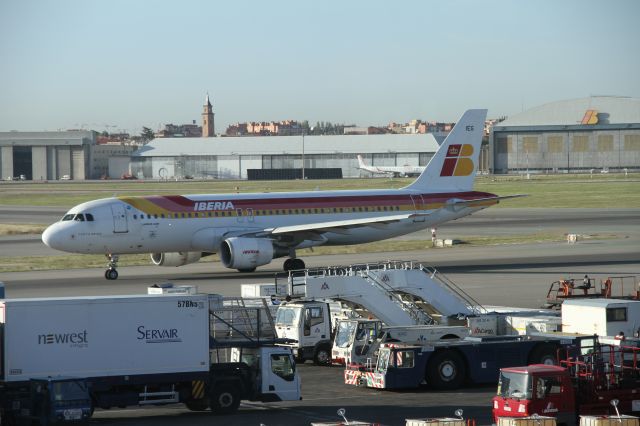 Airbus A321 (EC-IEG)