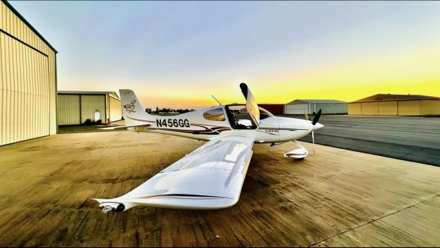 Cirrus SR-22 (N456GG)