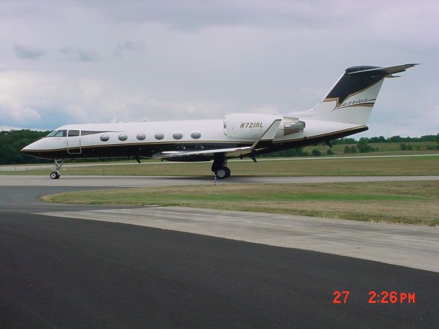 Gulfstream Aerospace Gulfstream IV (N721RL) - Taxing at KHNB