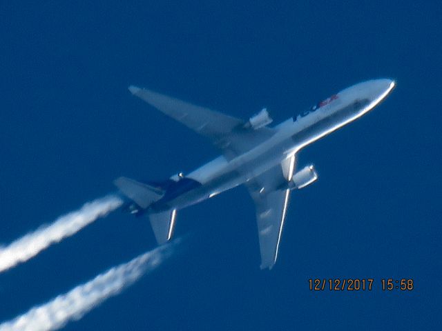 Boeing MD-11 (N585FE)