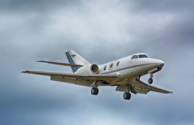 Dassault Falcon 10 (C-GSXJ) - Landing on 06L in CYHU. 11-07-2020