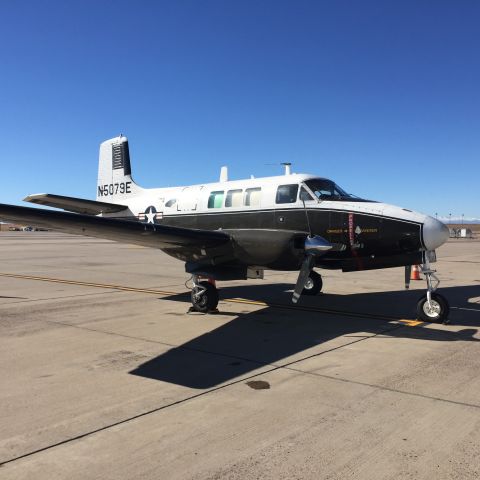 Beechcraft Queen Air (65) (N5079E)