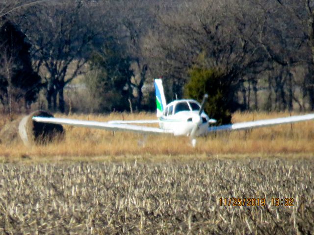 Piper Cherokee (N31532)