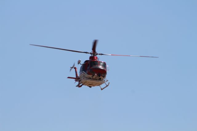 Bell 412 (N807JS) - APPROACH KMYF