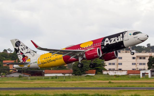 Airbus A320neo (PR-YSH)