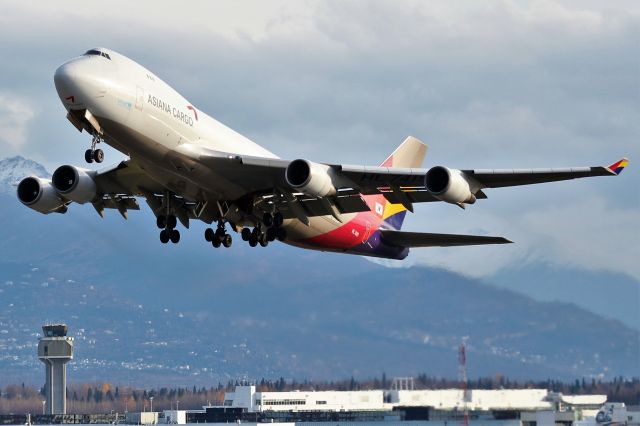 Boeing 747-400 (HL7419)