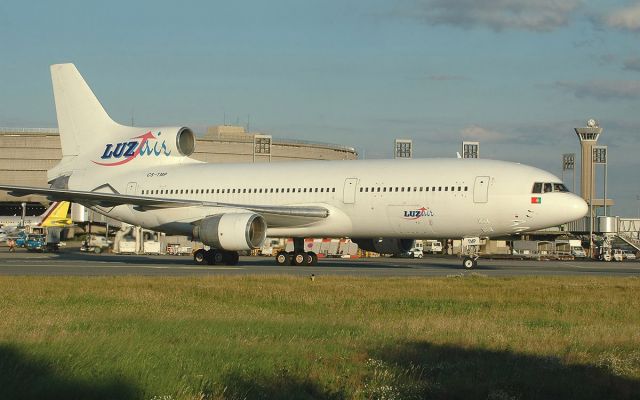 PILATUS BRITTEN-NORMAN Trislander (CS-TMP) - Tristar L1011-500 LUZ AIR