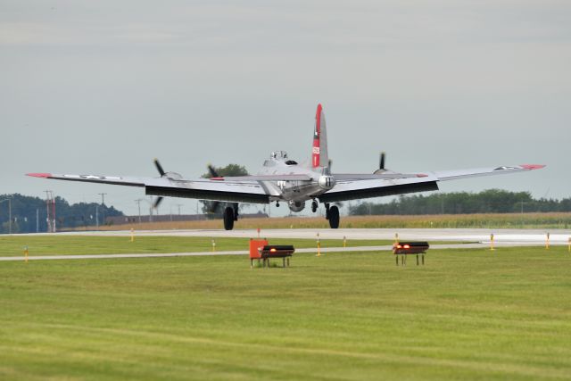 Boeing B-17 Flying Fortress (N3193G) - 09-04-21