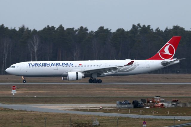 Airbus A330-300 (TC-JOK)