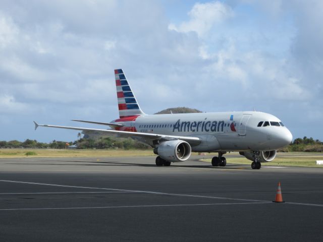 Airbus A319 (N730US)