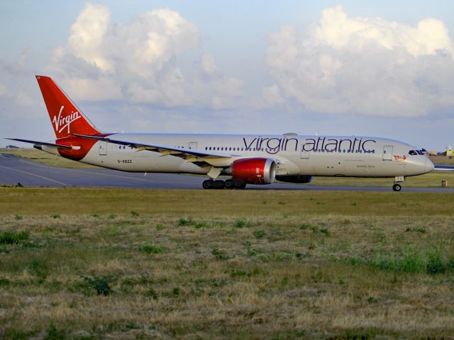 Boeing 787-9 Dreamliner (G-VBZZ)
