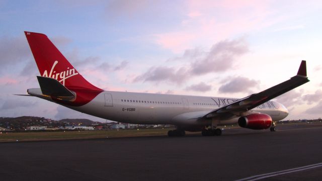 Airbus A330-300 (G-VGBR)