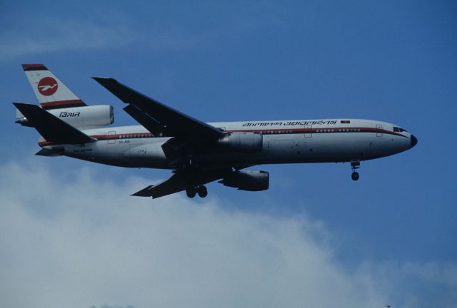 McDonnell Douglas DC-10 (S2-ADB) - Final Approach to Narita Intl Airport Rwy34L on 1995/08/25