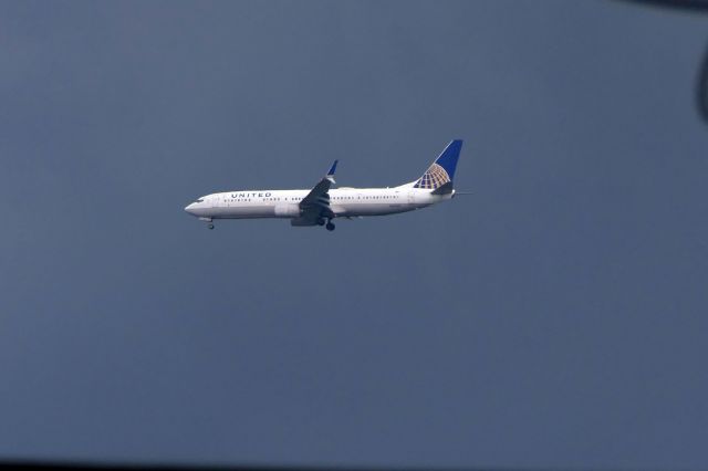 Boeing 737-900 (N67812)
