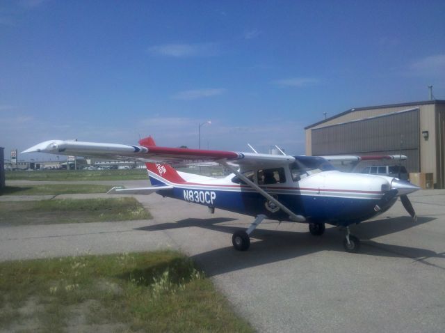 Cessna Skylane (N830CP)