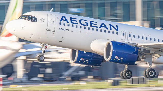Airbus A320neo (SX-NEC)