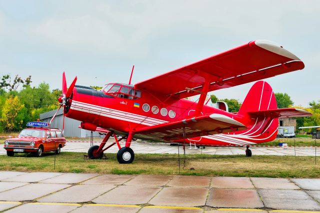 Antonov An-2 (UR-ANC)