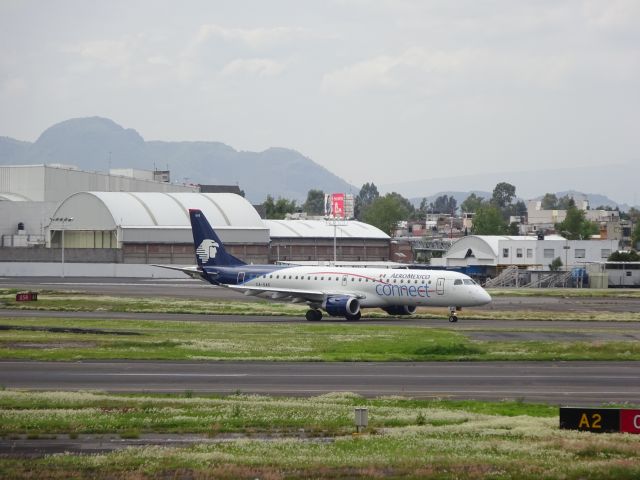 Embraer ERJ-190 (XA-GAE)