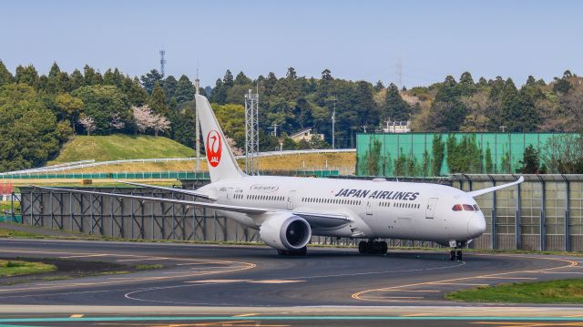 Boeing 787-9 Dreamliner (JA861J) - Japan Airlines / Boeing 787-9br /Apr.09.2016 Narita International Airport [NRT/RJAA] JAPAN