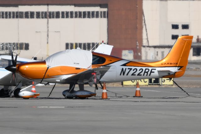 Cirrus SR-22 (N722RF)