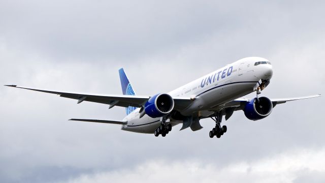 BOEING 777-300 (N2352U) - BOE648 makes a missed approach to Rwy 16R during a C1 flight on 3.3.20. (B777-322(ER) / ln 1648 / cn 66592).