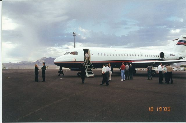 Fokker 70 (N324K) - Ford Air flight from DTW to SNA via Lake Havasu