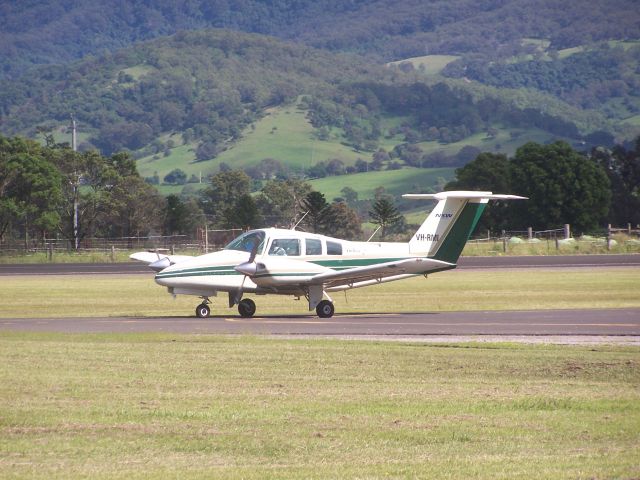 Beechcraft Duchess (VH-RMI)