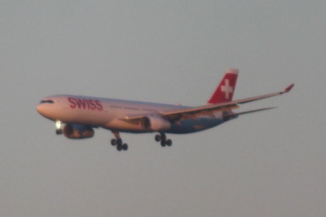 Airbus A330-300 (HB-JHE) - Runway: 28C. Operating as SWR8T on 1/27/2018.