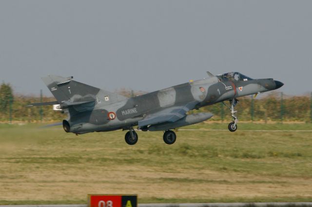 FNY1 — - French Naval Aviation Dassault Super Etendard M (SEM), Landing Rwy 08, Landivisiau Naval Air Base (LFRJ)