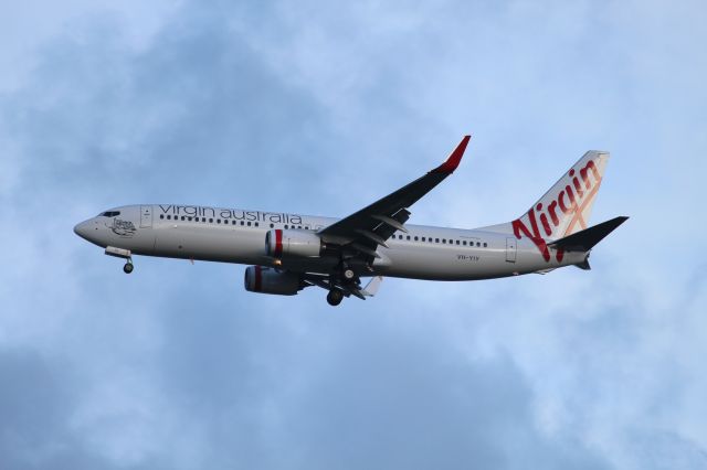 Boeing 737-800 (VH-YIY)