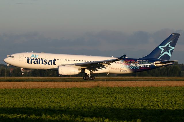 Airbus A330-200 (C-GUFR)