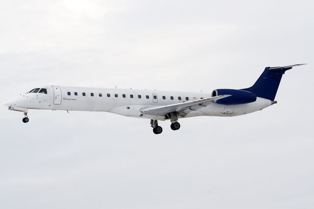 Embraer ERJ-145 (N268SK)