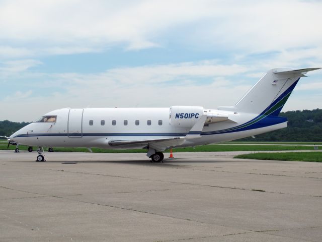 Canadair Challenger (N501PC)