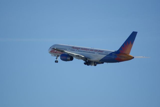 Boeing 757-200 (G-LSAJ) - Jet2 B757-236 cn24793