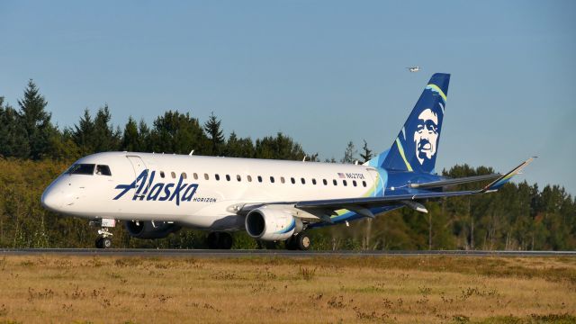 Embraer 175 (N627QX) - QXE2804 taxis onto Rwy 34L for a flight from KPAE to KPHX on 8.28.19. (ERJ-175LR / cn #17000679).