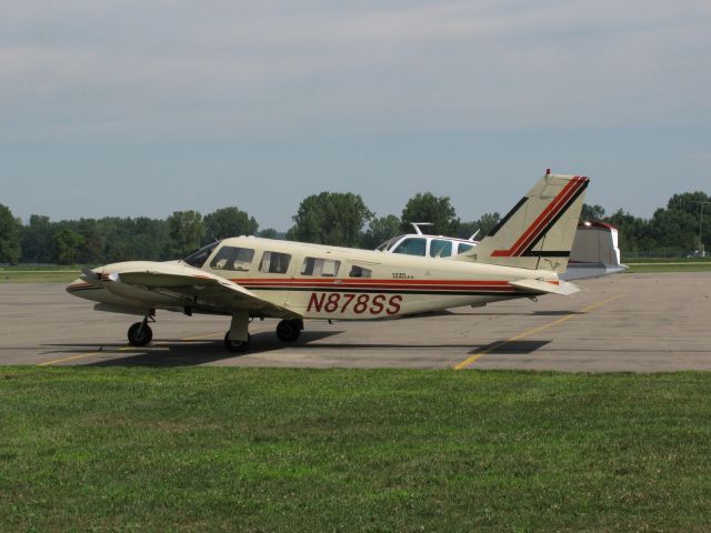 Piper Seneca (N878SS)